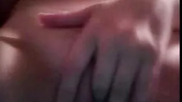 La jolie jeune nana Marselina Fiore filme porno hd gratis online aime la baise anale intensive
