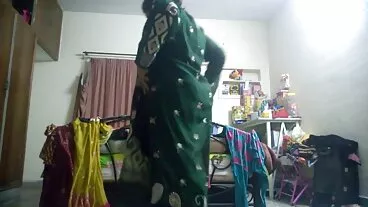 La video porno gratuit en hd douce jeune brune Sybil se fait bien clouer dans la pose missionnaire