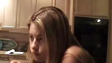 Daisy Stone, copine infidèle assez ludique, aime video porno hd gratuit tellement le sexe anal