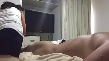 La jolie fille Luna Star suce un video porno francais hd énorme pénis avec sa petite amie