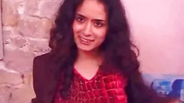 La petite mésange femme porno hd Kiley Jay baisée dans la pose du missionnaire