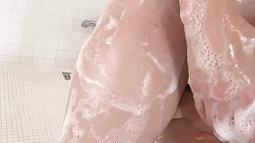 Baise hard dans la pose missionnaire avec une nana à gros film porno francais hd cul Sarah Jessie