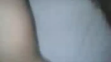 Blonde filme porno hd gratuit riche aux seins énormes Tia Clegg montre ses talents devant la caméra