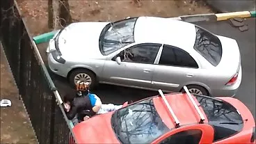 Regina Sparks, poussin aux cheveux bruns, femme porno hd chevauche une énorme bite