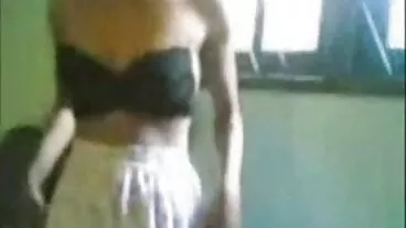 Superbe double pénétration avec film x porno hd une innocente Chloe Carter