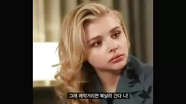 La superbe poulette aux cheveux meilleur video porno hd bouclés Clara Trinity empalée en mode hardcore