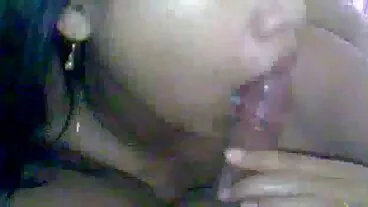 La jolie blonde salope porno gratuit hd Candice Dare tente une double pénétration intensive