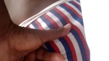 Superbe MILF aux gros seins Bambi tukif vidéo gratuit Blacks joue avec sa chatte