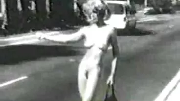 L'habile brune à gros cul Lulu Star baisée en film pono hd levrette