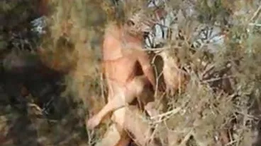 La jolie ange aux gros seins Lana filme porono gratis Blanc présente son corps en vidéo solo