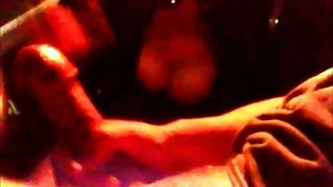 La belle blonde Bree film pornographique hd Haze avale du sperme savoureux après une baise hard